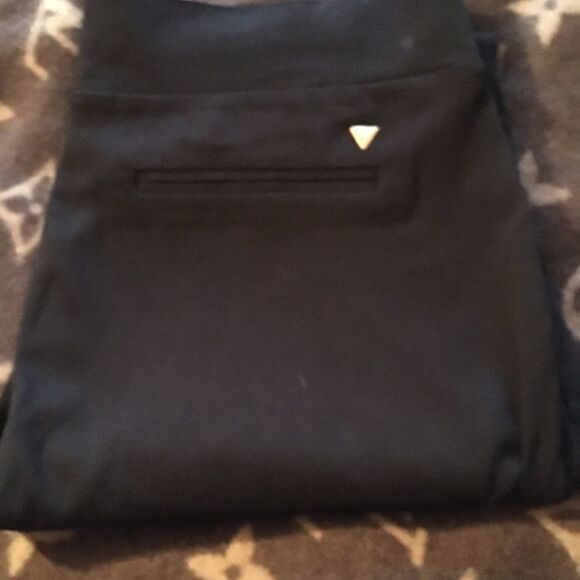 NWOT Guess Black Women’s Straight leg Pants - Picture 3 of 5